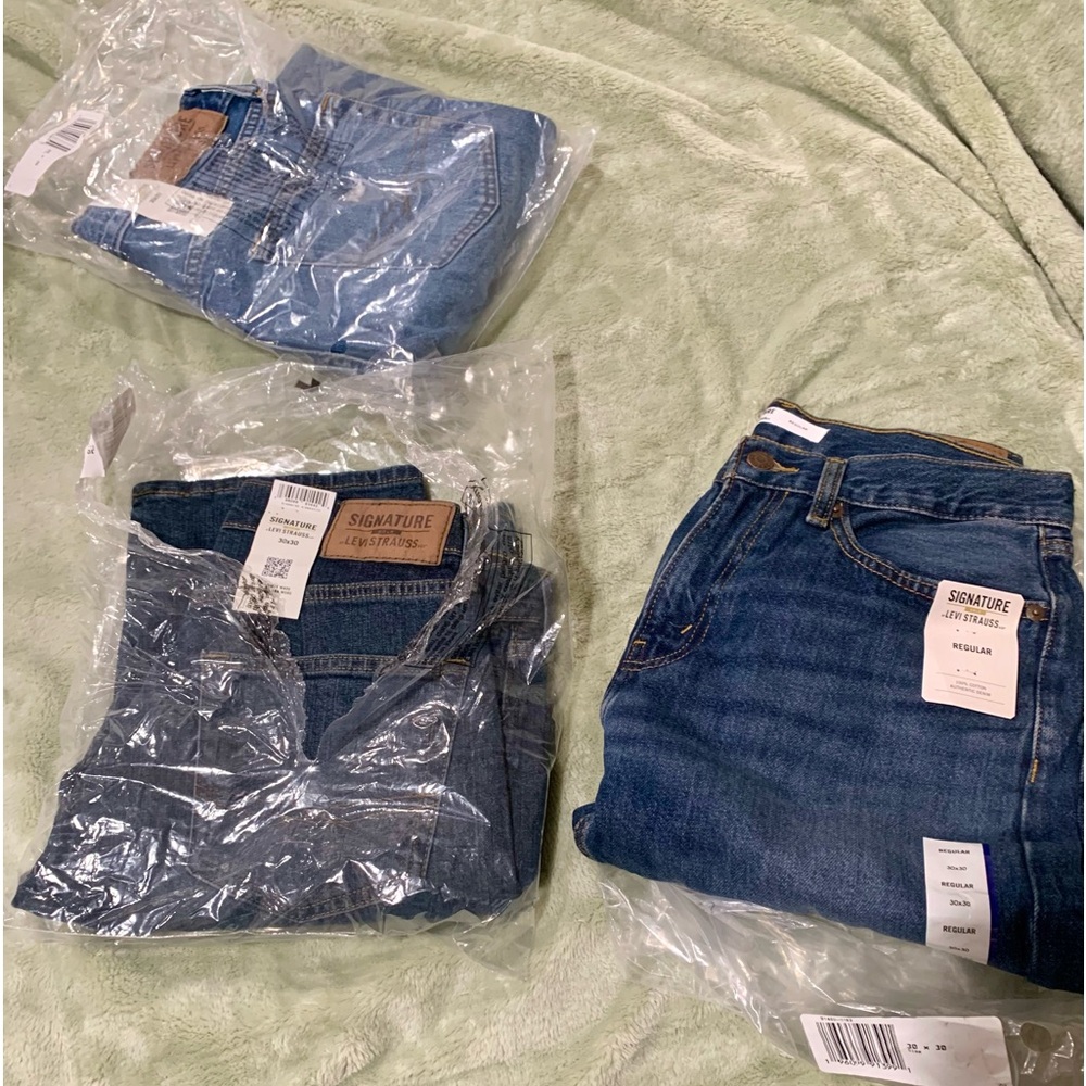 NWT 3 pair of Levi’s signature jeans 30x30